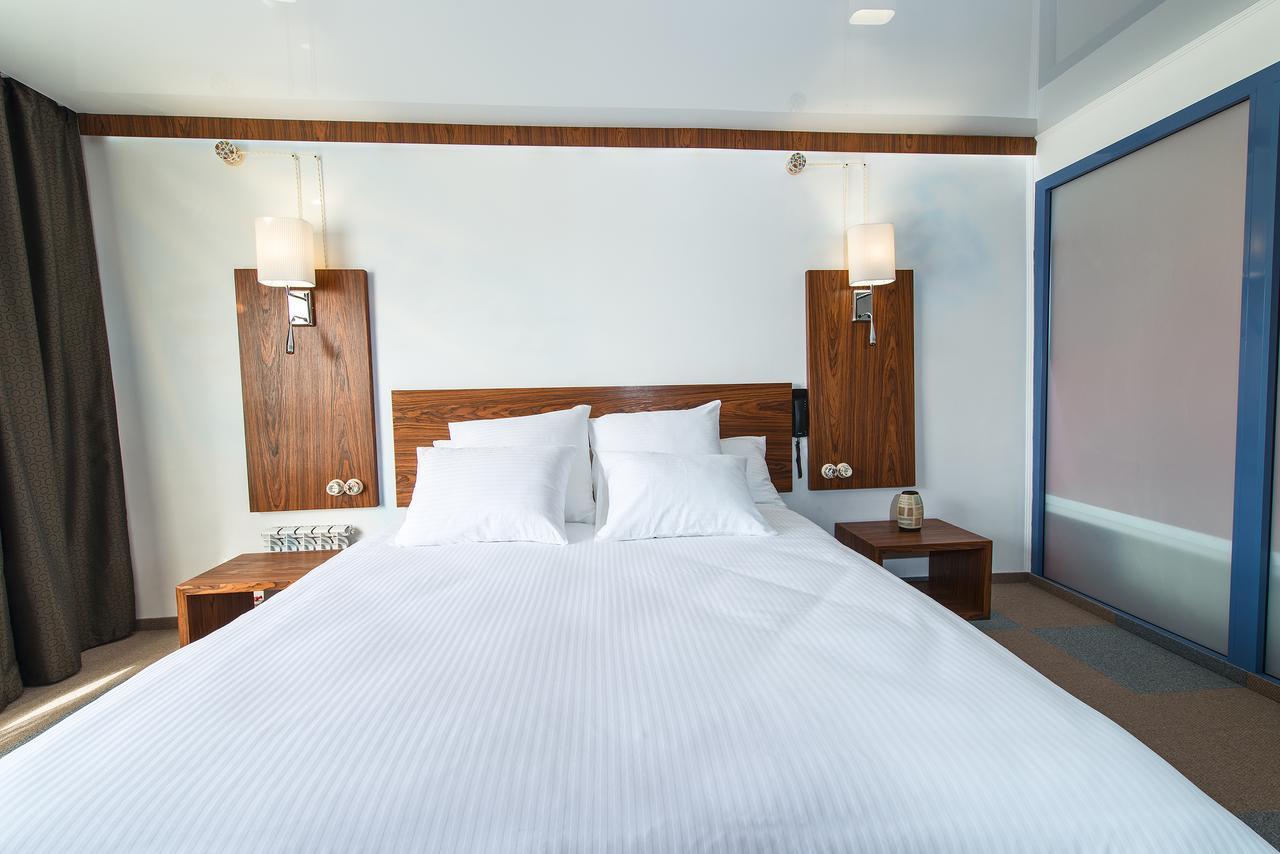 Inn Ozz Karaganda Zewnętrze zdjęcie